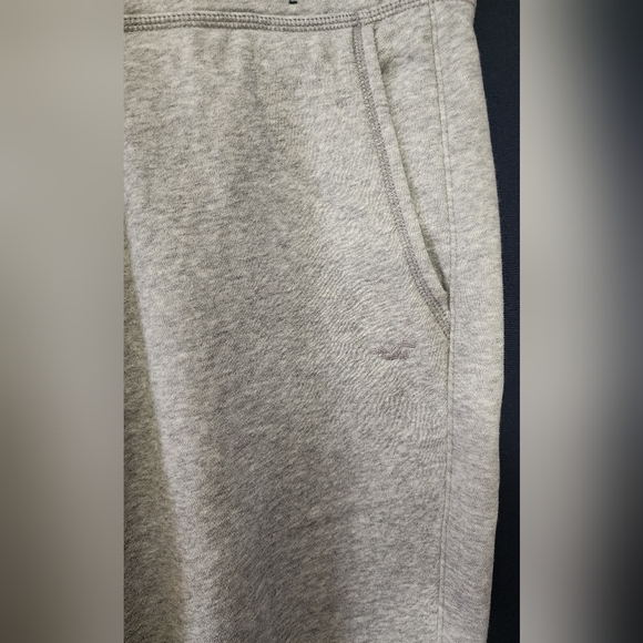 Hollister Light Gray Joggers - Picture 4 of 7